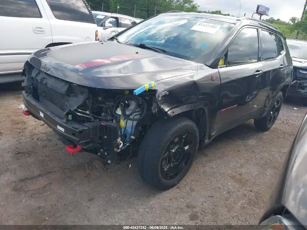 3C4NJDDNXPT536872 2023 JEEP COMPASS - Image 2