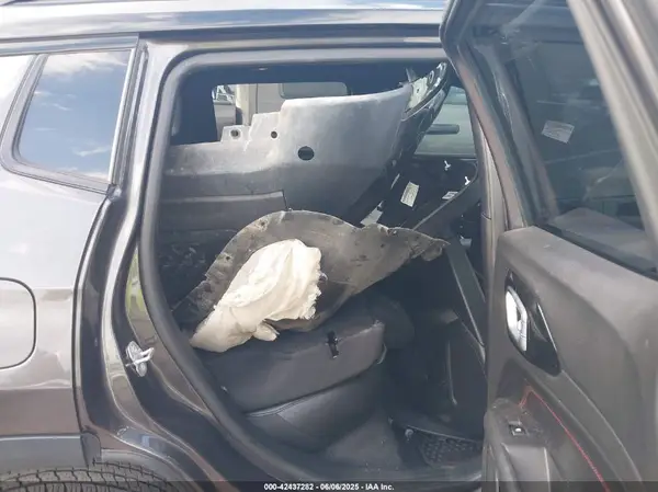 3C4NJDDNXPT536872 2023 JEEP COMPASS - Image 8