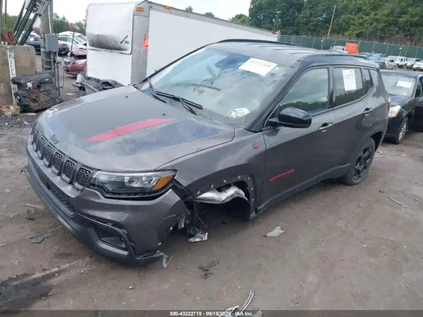 3C4NJDDNXPT554255 2023 JEEP COMPASS - Image 2
