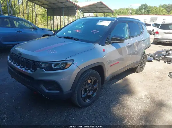 3C4NJDDNXPT564431 2023 JEEP COMPASS - Image 2