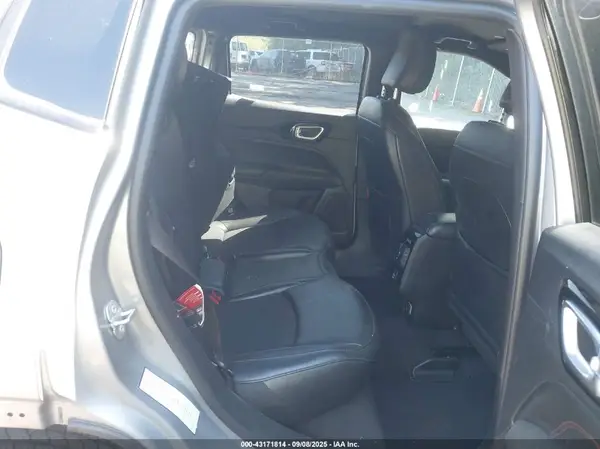 3C4NJDDNXPT564431 2023 JEEP COMPASS - Image 8