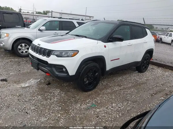 3C4NJDDNXPT564672 2023 JEEP COMPASS - Image 2