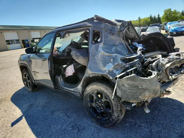 3C4NJDDNXPT565790 2023 JEEP COMPASS - Image 2