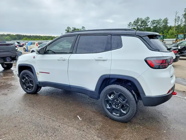 3C4NJDDNXPT568138 2023 JEEP COMPASS - Image 2