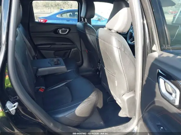 3C4NJDDNXRT137303 2024 JEEP COMPASS - Image 8