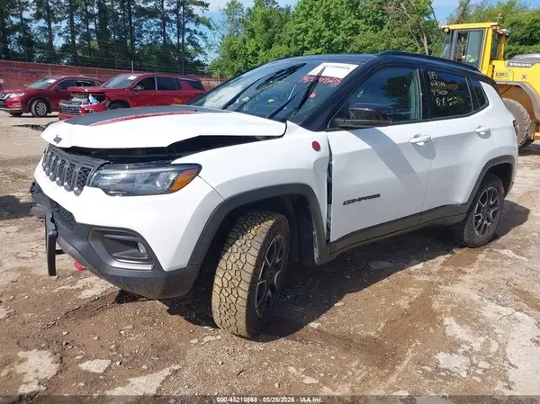 3C4NJDDNXST524200 2025 JEEP COMPASS - Image 2