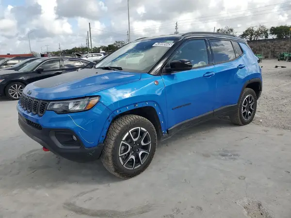 3C4NJDDNXST532300 2025 JEEP COMPASS - Image 1