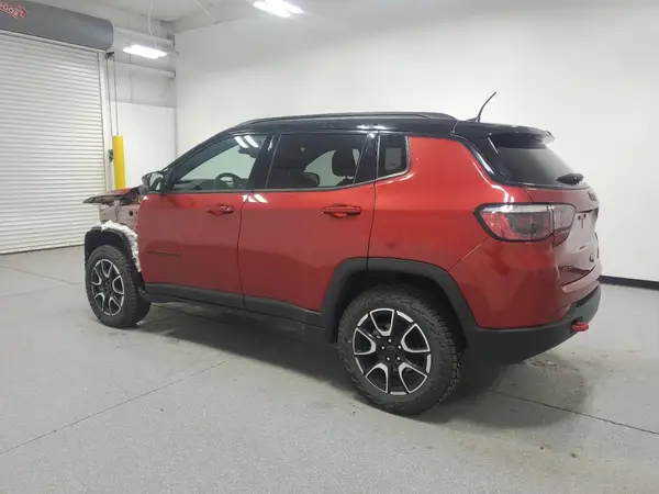 3C4NJDDNXST536895 2025 JEEP COMPASS - Image 2