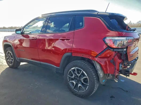 3C4NJDDNXST564731 2025 JEEP COMPASS - Image 2