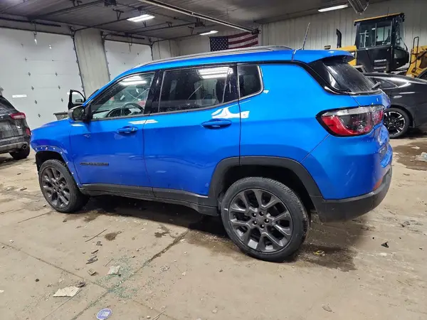 3C4NJDEB0MT513679 2021 JEEP COMPASS - Image 2