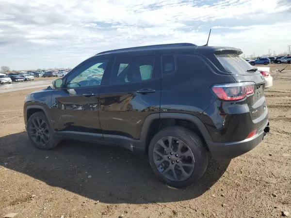 3C4NJDEB0MT553812 2021 JEEP COMPASS - Image 2