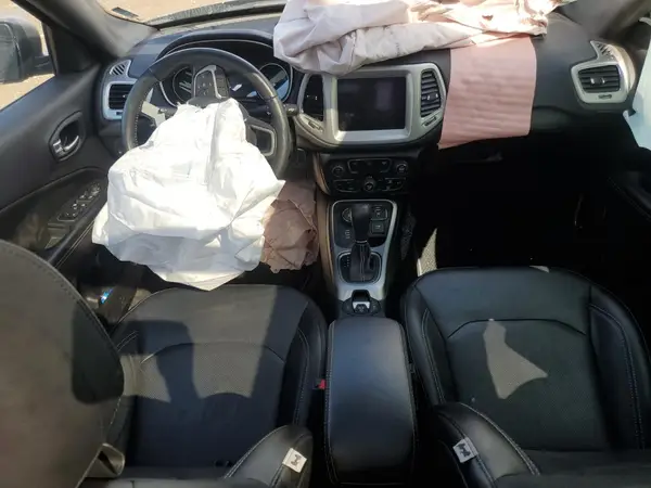 3C4NJDEB0MT553812 2021 JEEP COMPASS - Image 8
