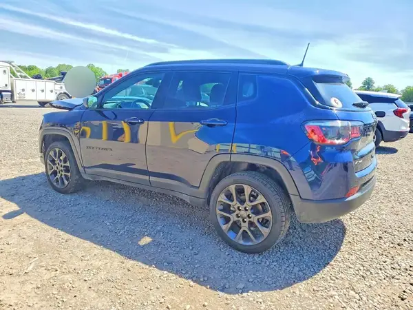 3C4NJDEB1MT565385 2021 JEEP COMPASS - Image 2