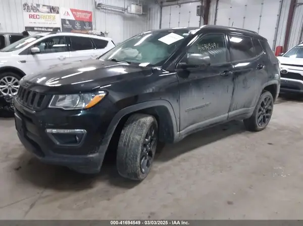 3C4NJDEB2MT601505 2021 JEEP COMPASS - Image 2