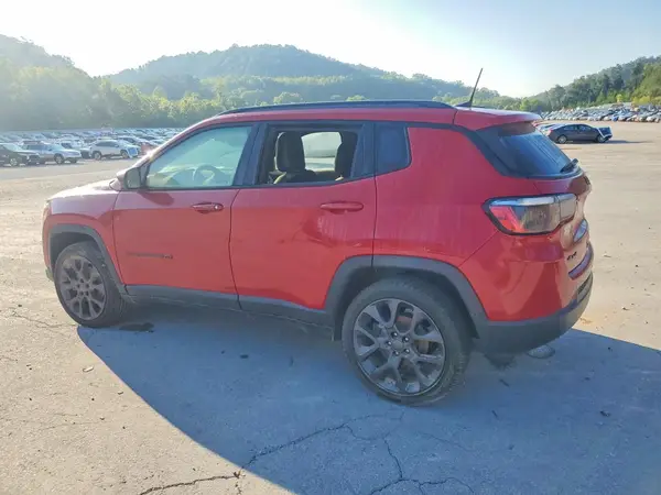 3C4NJDEB3MT524921 2021 JEEP COMPASS - Image 2