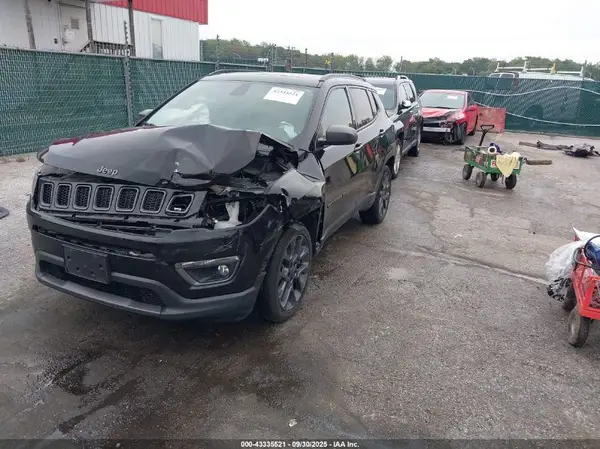 3C4NJDEB3MT549401 2021 JEEP COMPASS - Image 2