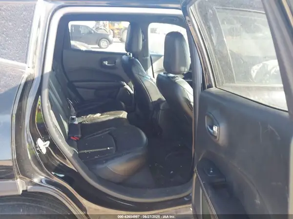 3C4NJDEB3MT601660 2021 JEEP COMPASS - Image 8