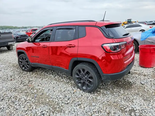 3C4NJDEB4MT572881 2021 JEEP COMPASS - Image 2