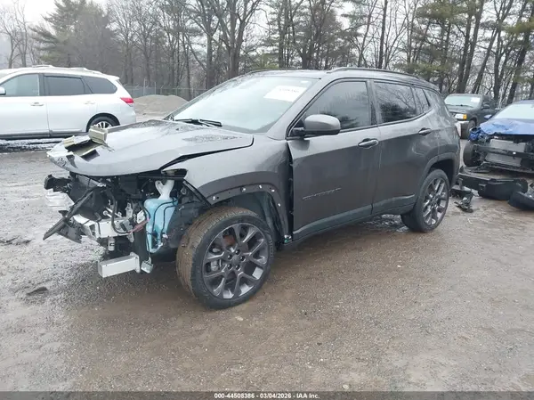 3C4NJDEB4MT576087 2021 JEEP COMPASS - Image 2