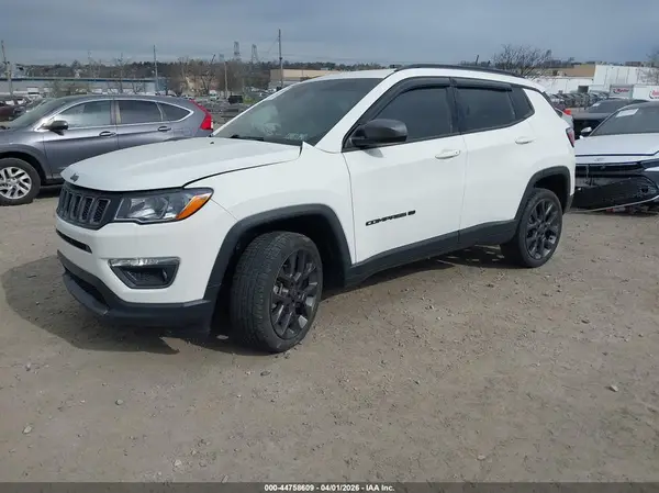3C4NJDEB4MT583864 2021 JEEP COMPASS - Image 2