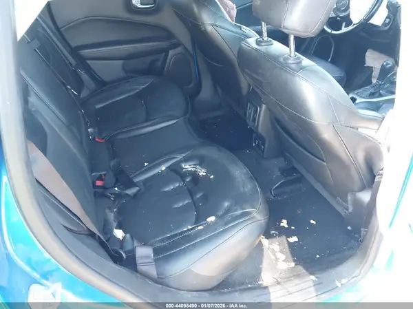 3C4NJDEB4MT601618 2021 JEEP COMPASS - Image 8