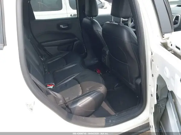 3C4NJDEB5MT513242 2021 JEEP COMPASS - Image 8