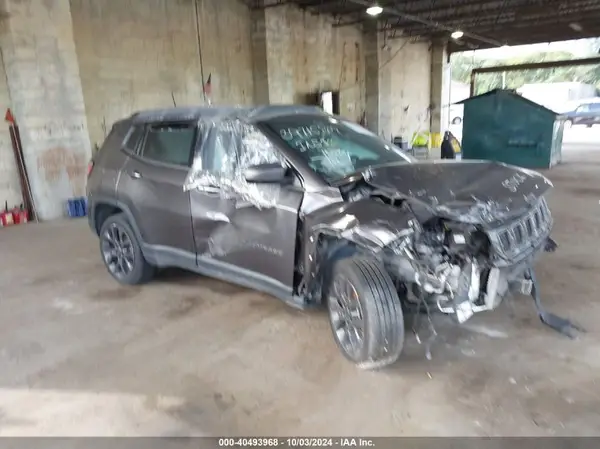 3C4NJDEB5MT513841 2021 JEEP COMPASS - Image 1