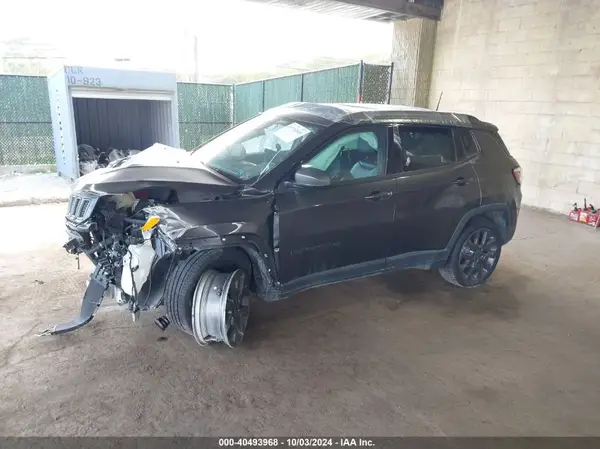 3C4NJDEB5MT513841 2021 JEEP COMPASS - Image 2