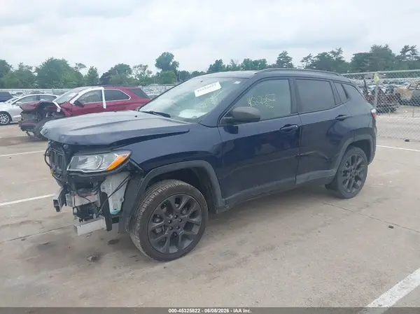 3C4NJDEB5MT537251 2021 JEEP COMPASS - Image 2