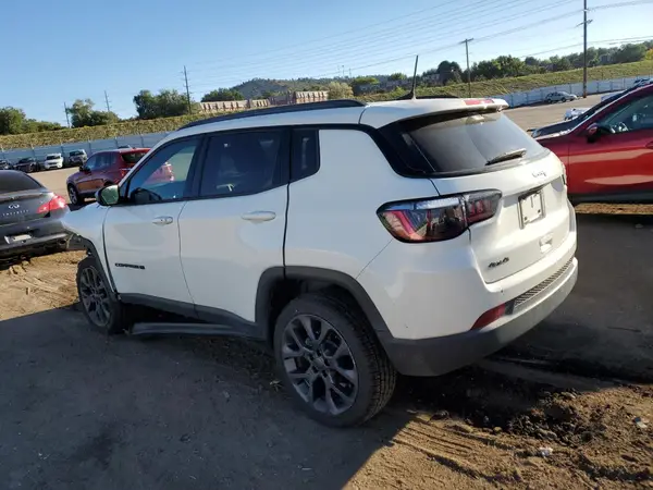 3C4NJDEB5MT570623 2021 JEEP COMPASS - Image 2