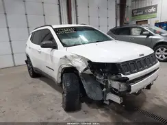 3C4NJDEB6MT532527 2021 JEEP COMPASS