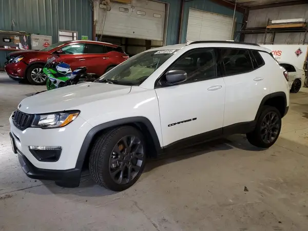 3C4NJDEB7MT519060 2021 JEEP COMPASS - Image 1