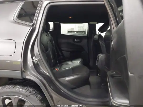 3C4NJDEB7MT555251 2021 JEEP COMPASS - Image 8