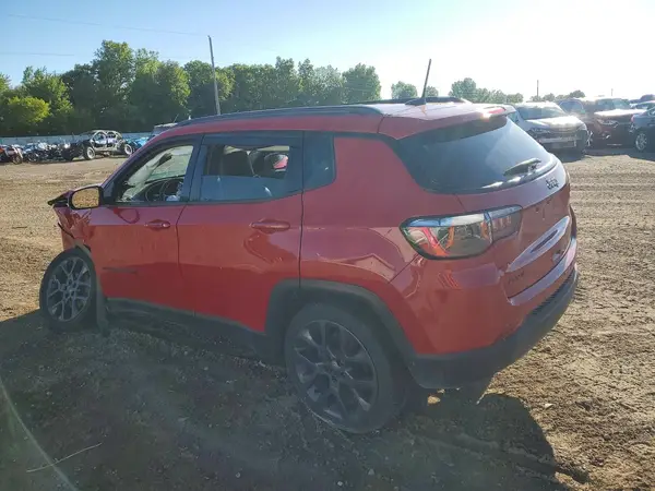 3C4NJDEB7MT567044 2021 JEEP COMPASS - Image 2
