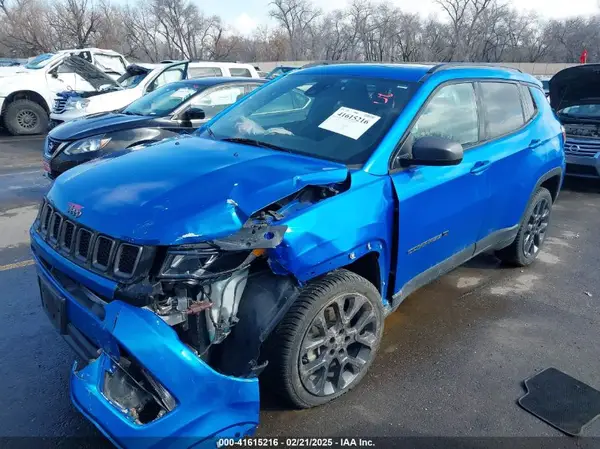 3C4NJDEB7MT601760 2021 JEEP COMPASS - Image 2