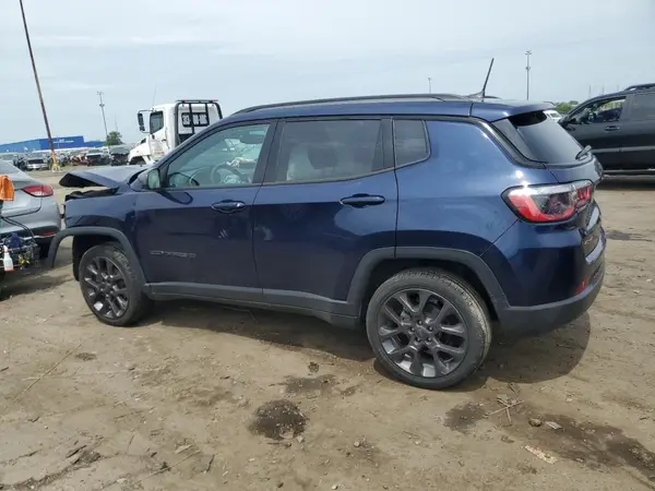3C4NJDEB8MT513221 2021 JEEP COMPASS - Image 2