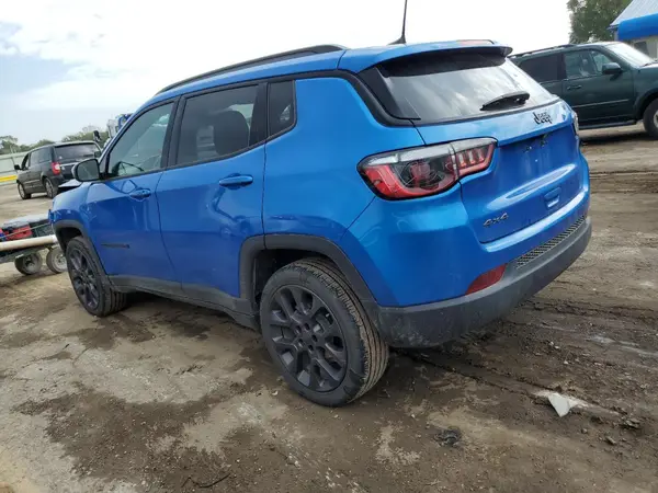3C4NJDEB8MT513719 2021 JEEP COMPASS - Image 2