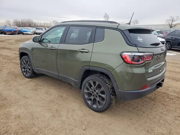 3C4NJDEB8MT537549 2021 JEEP COMPASS - Image 2