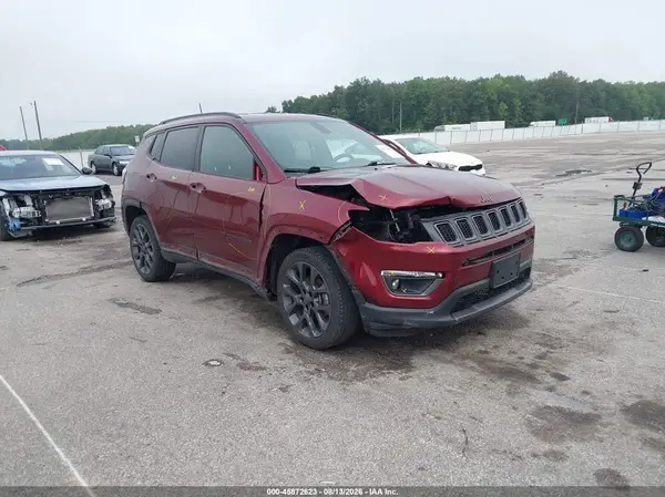 3C4NJDEB8MT589442 2021 JEEP COMPASS - Image 1