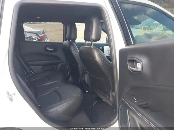 3C4NJDEB9MT549497 2021 JEEP COMPASS - Image 8