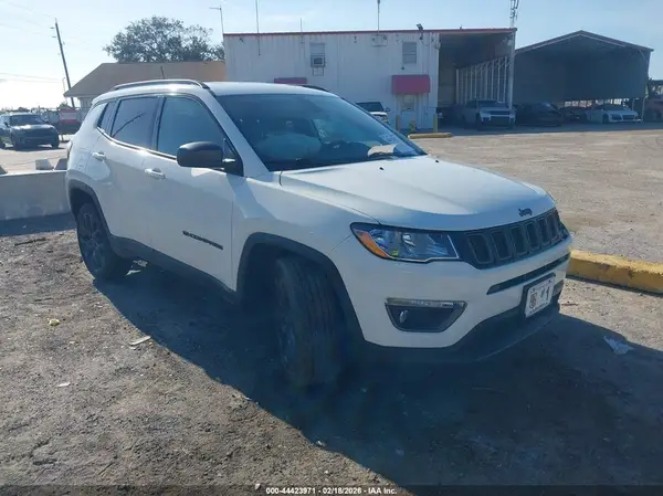 3C4NJDEB9MT575159 2021 JEEP COMPASS - Image 1