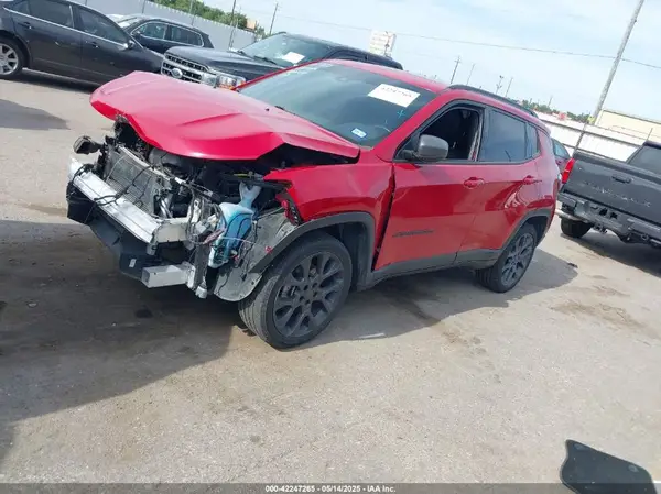 3C4NJDEB9MT593337 2021 JEEP COMPASS - Image 2