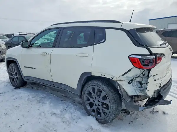 3C4NJDEBXMT513172 2021 JEEP COMPASS - Image 2