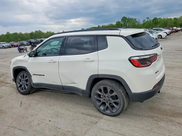3C4NJDEBXMT573064 2021 JEEP COMPASS - Image 2