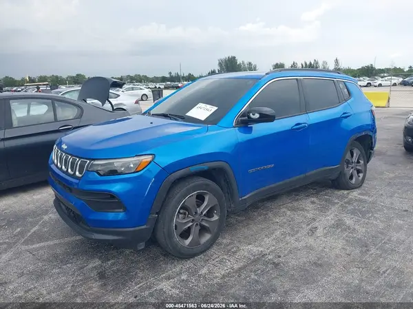 3C4NJDFB0NT109765 2022 JEEP COMPASS - Image 2