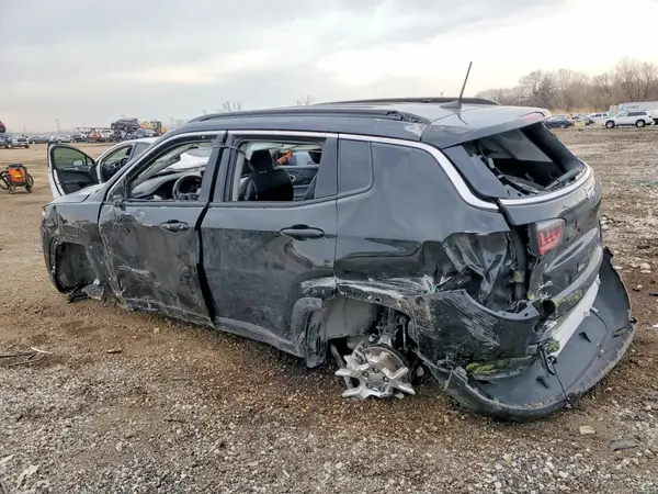 3C4NJDFB0NT125710 2022 JEEP COMPASS - Image 2