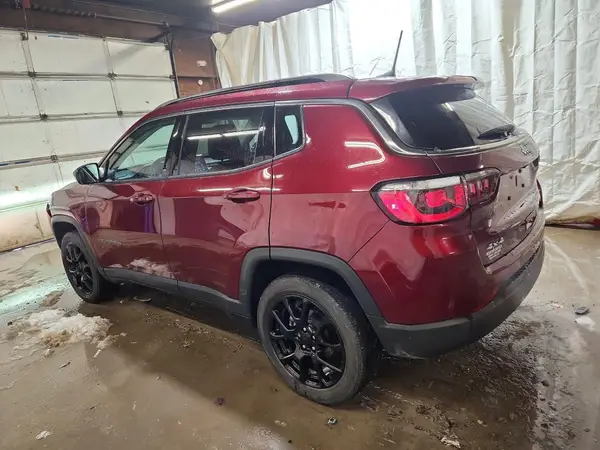 3C4NJDFB0NT135038 2022 JEEP COMPASS - Image 2