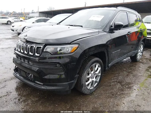 3C4NJDFB0NT213219 2022 JEEP COMPASS - Image 2