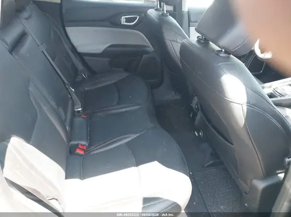 3C4NJDFB0NT221398 2022 JEEP COMPASS - Image 8