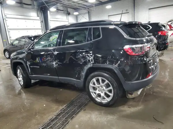 3C4NJDFB1NT112268 2022 JEEP COMPASS - Image 2